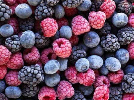Преимущества сохранения замороженных овощей и ягод: